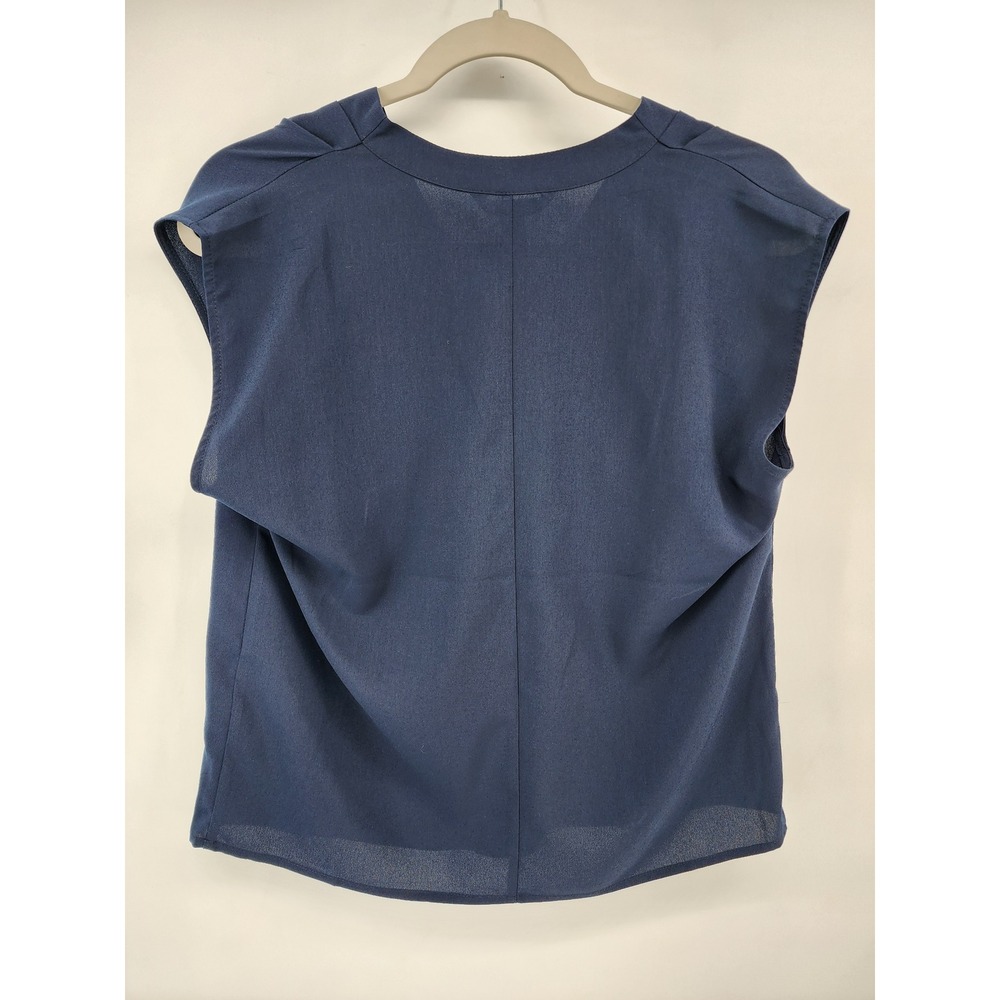 Banana Republic Petite XS Navy Blue Pleated V-Neck Sleeveless Chiffon Blouse Top - Picture 7 of 8